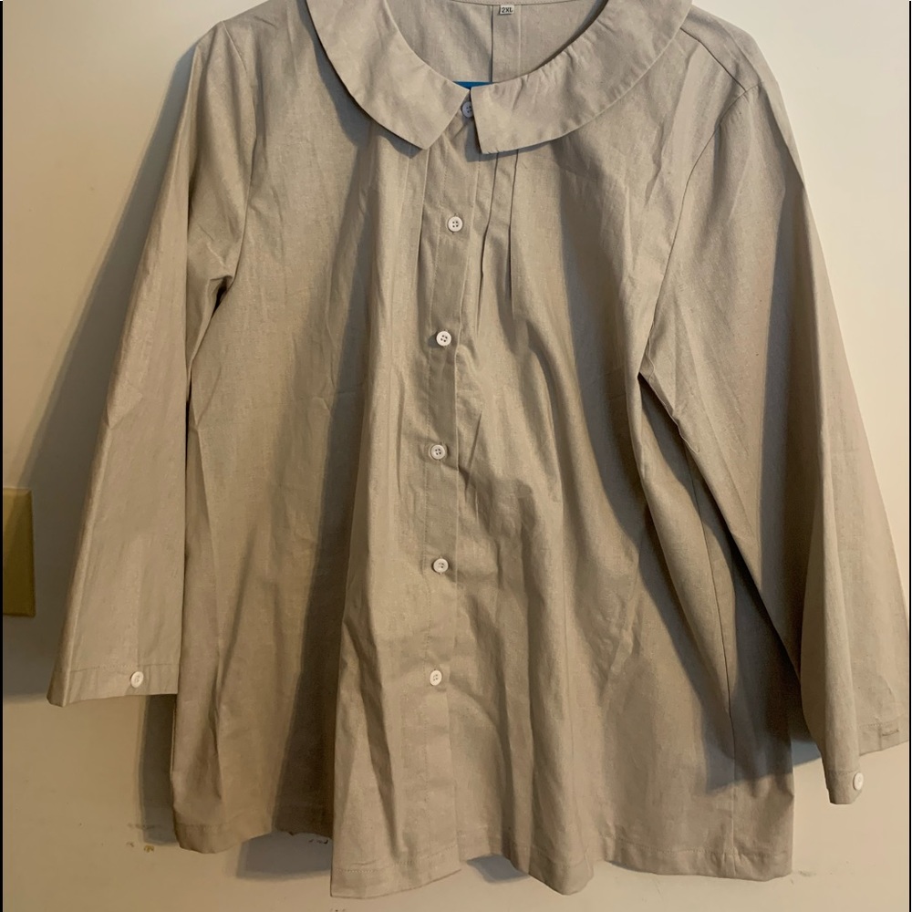 Buttoned 100% cotton blouse